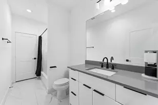 2404 Hadley, Houston, TX 77003 - Photo 15