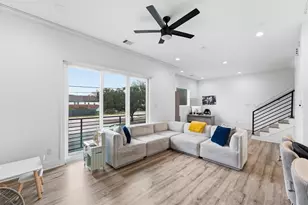2404 Hadley, Houston, TX 77003 - Photo 11