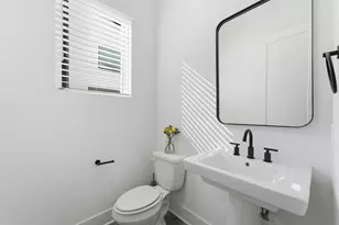 2404 Hadley, Houston, TX 77003 - Photo 17