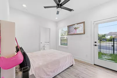 2404 Hadley #C, Houston, TX 77003 - Photo 13