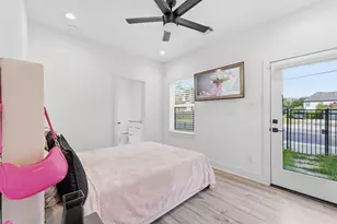 2404 Hadley, Houston, TX 77003 - Photo 13