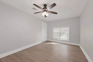 3823 Florinda St, Houston, TX 77021 - Photo 15