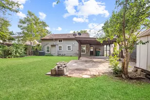 3823 Florinda St, Houston, TX 77021 - Photo 39