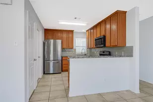 11226 Valley Kings Dr, Houston, TX 77089 - Photo 7