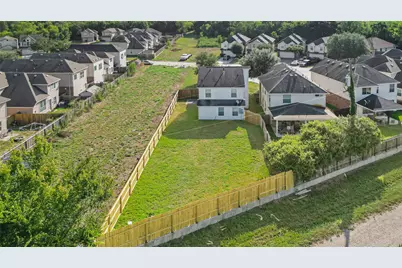 11226 Valley Kings Drive, Houston, TX 77089 - Photo 25