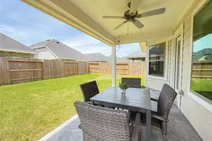 10542 Preserve Wy, Conroe, TX 77385 - Photo 15