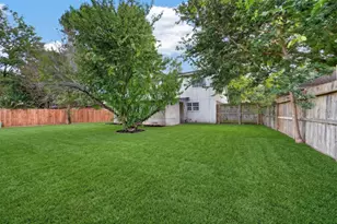 15818 Manfield Dr, Houston, TX 77082 - Photo 39