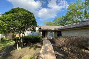 2439 Woodstream Blvd, Sugar Land, TX 77479 - Photo 3