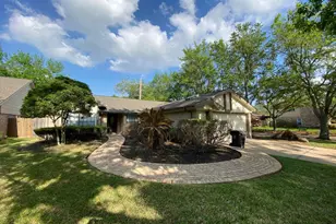 2439 Woodstream Blvd, Sugar Land, TX 77479 - Photo 1