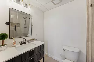 5555 Del Monte Dr, Houston, TX 77056 - Photo 35