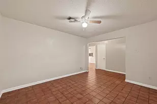 1211 Helms Rd, Houston, TX 77088 - Photo 7