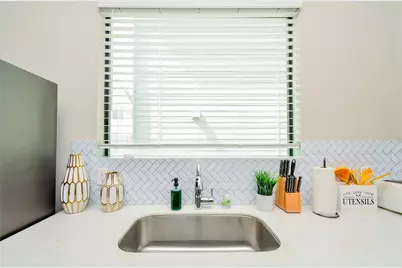 3804 Leeland Street, Houston, TX 77003 - Photo 23