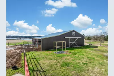 399 Fm 1696 Road W, Huntsville, TX 77320 - Photo 45