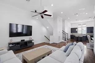 2705 Arabelle Grove, Houston, TX 77007 - Photo 11