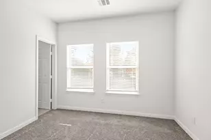 8302 Tidwell Rd, Houston, TX 77028 - Photo 17