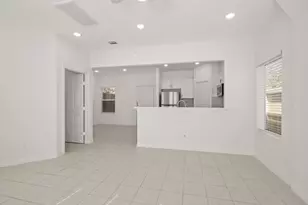 8302 Tidwell Rd, Houston, TX 77028 - Photo 9