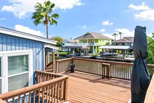 370 Ling St, Hitchcock, TX 77563 - Photo 19