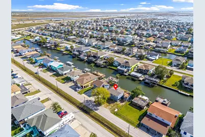 370 Ling Street, Hitchcock, TX 77563 - Photo 33