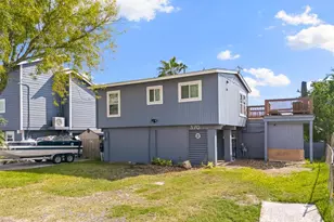 370 Ling St, Hitchcock, TX 77563 - Photo 3