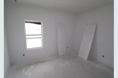 7815 Jade Crest Drive, Angleton, TX 77515 - Photo 9