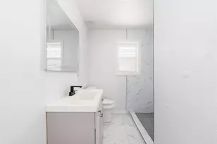 2305 Wilshire St, Houston, TX 77023 - Photo 21
