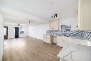 2305 Wilshire St, Houston, TX 77023 - Photo 9