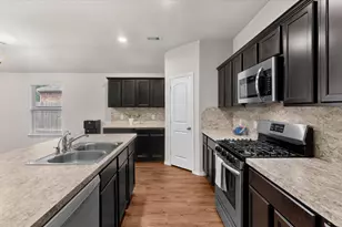 5611 Rainflower Terrace Ln, Spring, TX 77389 - Photo 9