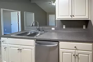 16327 Long Valley Ct, Conroe, TX 77302 - Photo 15