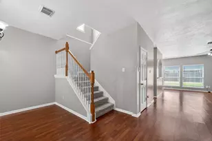 2914 Laurel Brook Ln, Pearland, TX 77584 - Photo 9