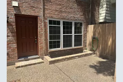 889 Wax Myrtle Lane, Houston, TX 77079 - Photo 5