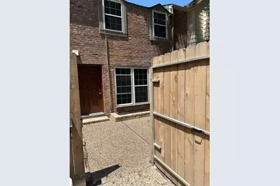 889 Wax Myrtle Lane, Houston, TX 77079 - Photo 3