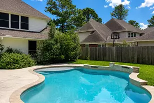 20023 Stonelodge Dr, Katy, TX 77450 - Photo 13