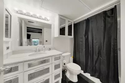 2000 Bagby Street #9415, Houston, TX 77002 - Photo 17