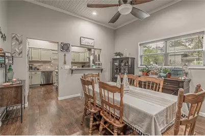 105 N Texas Street, Madisonville, TX 77864 - Photo 13