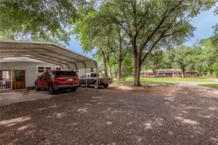 105 N Texas St, Madisonville, TX 77864 - Photo 43