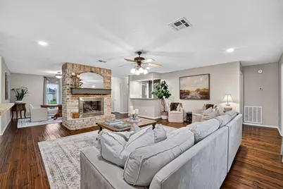 9902 Sageaspen Lane, Houston, TX 77089 - Photo 9