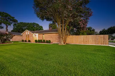 9902 Sageaspen Lane, Houston, TX 77089 - Photo 3