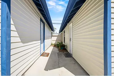 4928 Crockett Boulevard, Galveston, TX 77551 - Photo 45