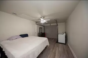 9258 Colleen Rd, Houston, TX 77080 - Photo 13