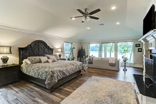14 Shorelake Dr, Kingwood, TX 77339 - Photo 17