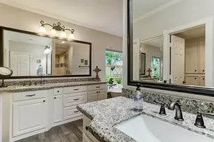 14 Shorelake Dr, Kingwood, TX 77339 - Photo 23