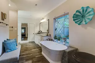 14 Shorelake Dr, Kingwood, TX 77339 - Photo 21