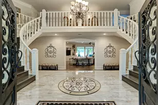 14 Shorelake Dr, Kingwood, TX 77339 - Photo 1