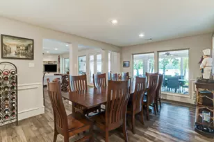 14 Shorelake Dr, Kingwood, TX 77339 - Photo 15