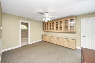 169 Grogans Point Rd, The Woodlands, TX 77380 - Photo 33