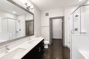 1111 N Durham Dr, Houston, TX 77008 - Photo 7
