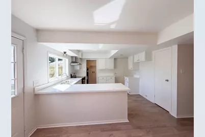 8403 Lone Quail Drive, Houston, TX 77489 - Photo 9