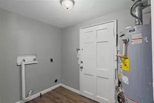 925 4th Ave N, Texas City, TX 77590 - Photo 11