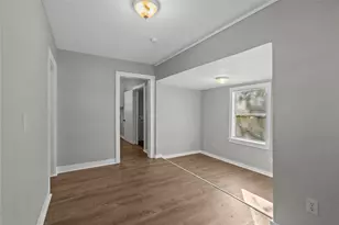 925 4th Ave N, Texas City, TX 77590 - Photo 9