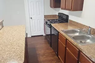5548 Plantation Forest Dr, Katy, TX 77449 - Photo 3